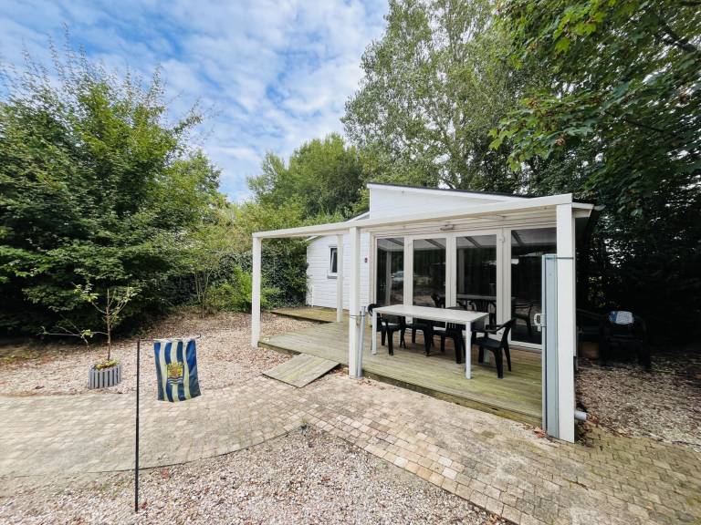 Vacation home with yard, pool & terrace | Beach nearby | Pet-friendly — photo 2