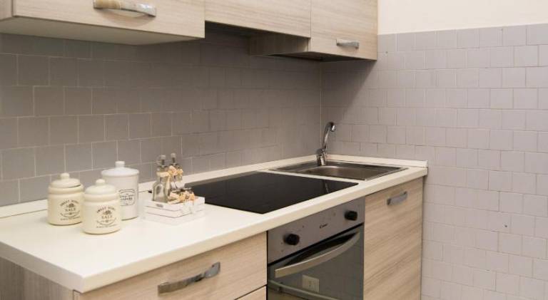 Apartment with 2 rooms for 5 persons — photo 3