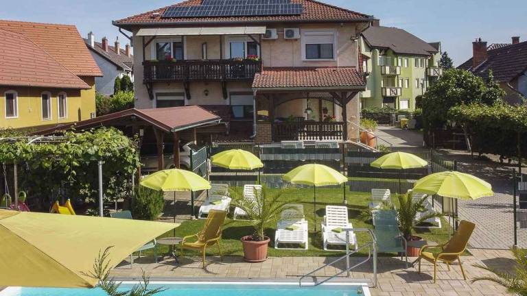 Apartman  Kehidakustány