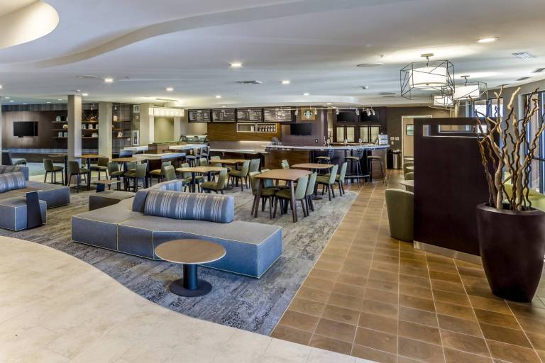 Courtyard by Marriott Roseville Galleria Mall/Creekside Ridge Drive — photo 2
