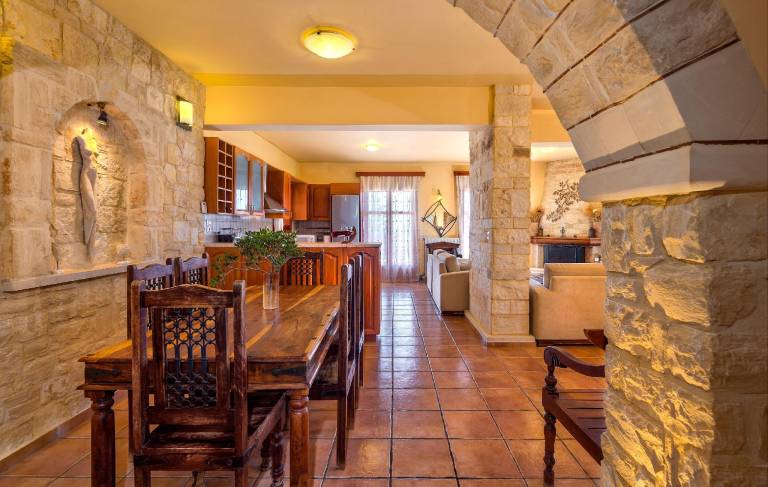 Argiris Villa - 4BD villa with sea view — photo 5