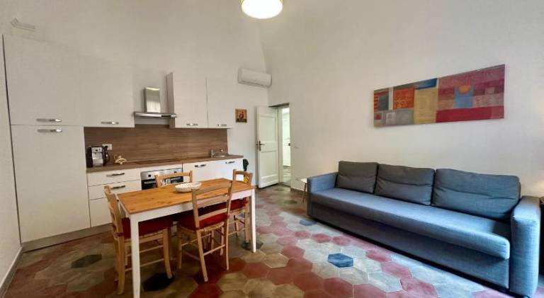 Holiday apartment with 2 rooms for 6 persons in Loano