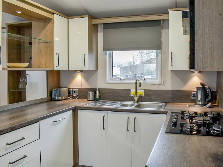 Cottage with 2 rooms for 4 persons — photo 4