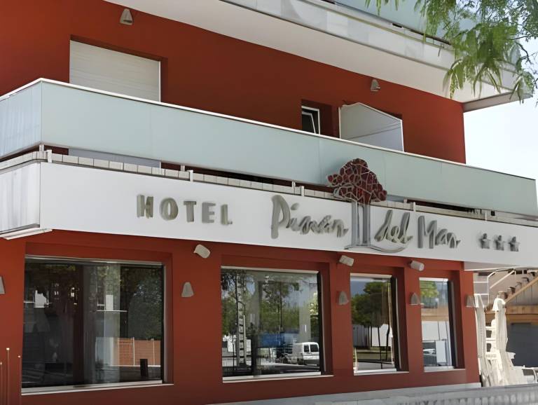 Hotel Pinar del Mar in Castell-Platja d'Aro