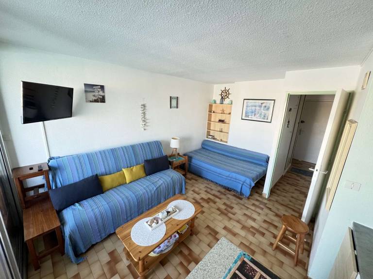 Studio with 1 room for 4 persons — photo 3