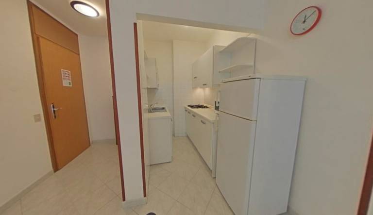 Rental apartment with patio — photo 4