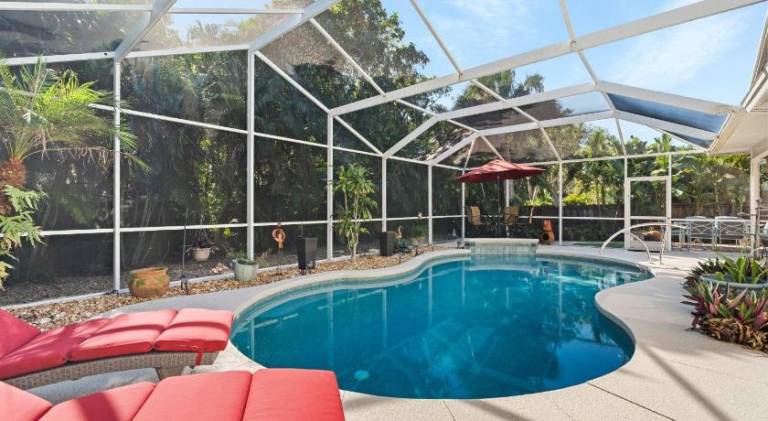 Vacation home with pool | Good for workation | Pets are welcome in Naples, FL