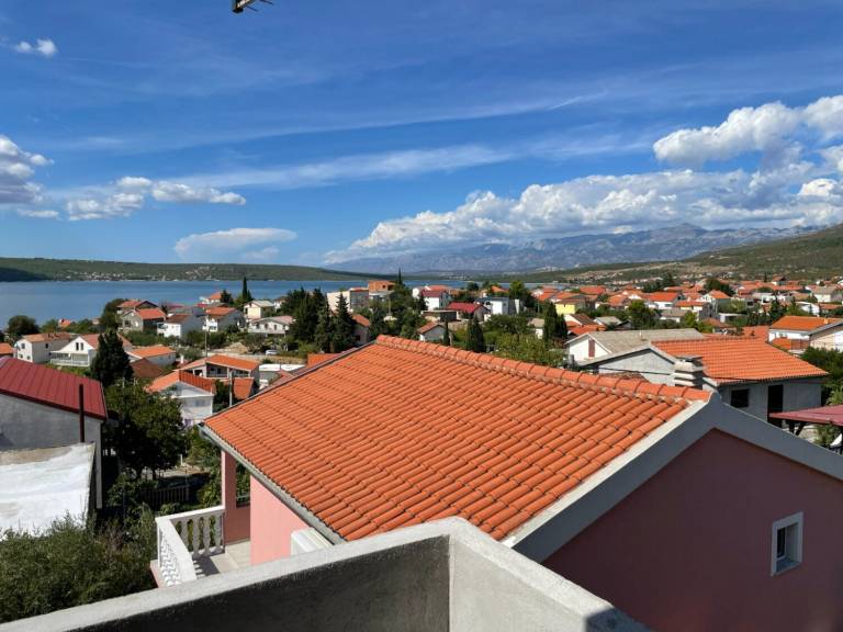 Apartament  Karin Gornji