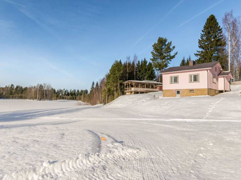 Vacation home with pool & sauna | Nature view — photo 4