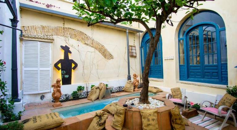 Rental apartment with pool, patio & garden | Close to Alcázar of Jerez de la Frontera | Perfect for remote work in Jerez de la Frontera
