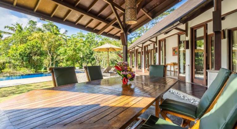 Villa with private pool, garden & patio — photo 3