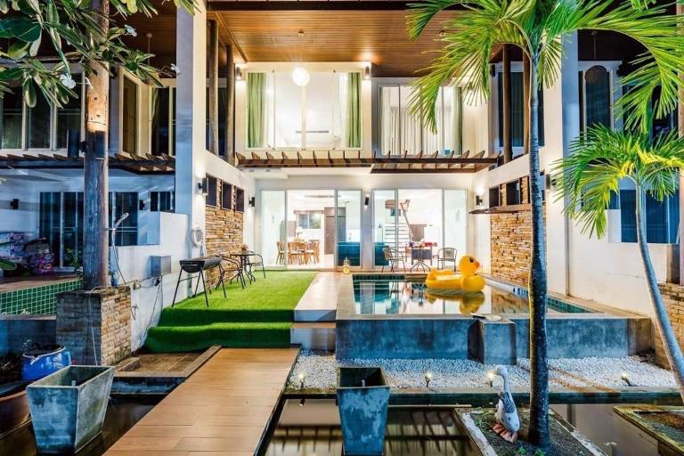 Villa Nirvana, Hua Hin in Phetchaburi