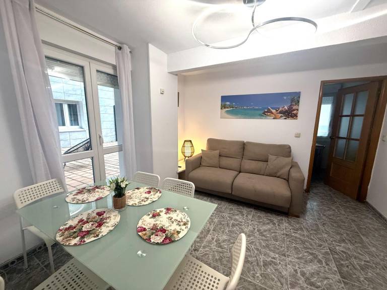 Apartment with 3 rooms for 5 persons — photo 2