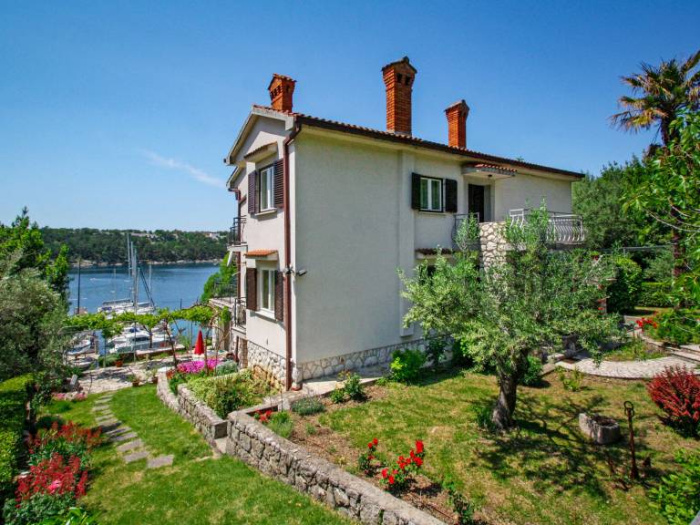 Ferienwohnung in Omišalj für max. 5 Personen Ferienwohnung in Omišalj für max. 5 Personen