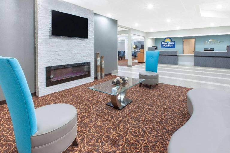 Baymont by Wyndham Grand Rapids Near Downtown — photo 4