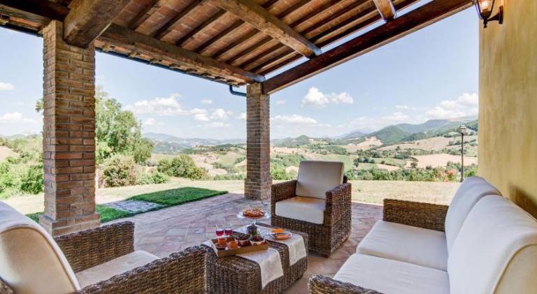 Holiday Home in Urbania with Hill Views — photo 3