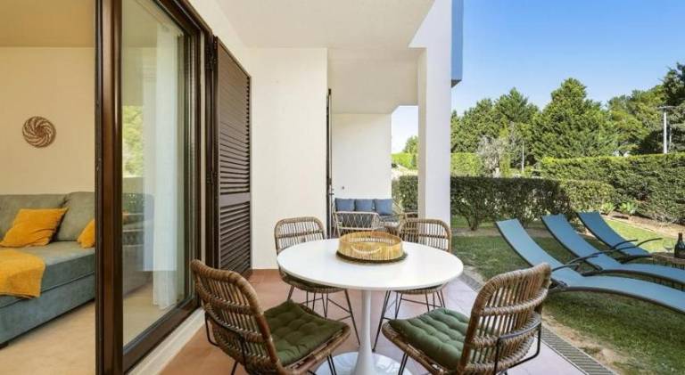 Rental apartment with pool — photo 4