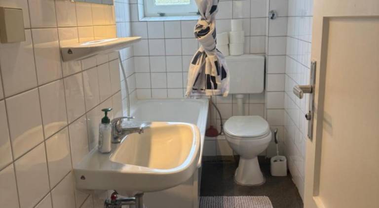 Rental apartment with 3 rooms for 5 persons — photo 2