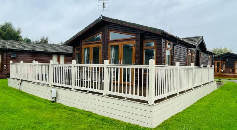 House with hot tub in Malton