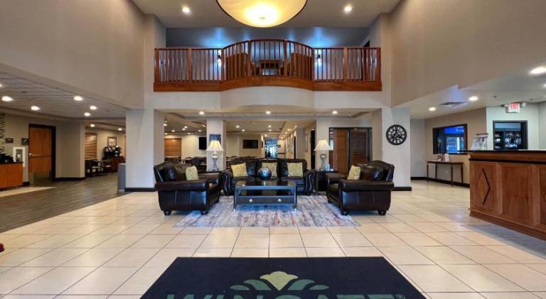 Wingate by Wyndham Coon Rapids — photo 2