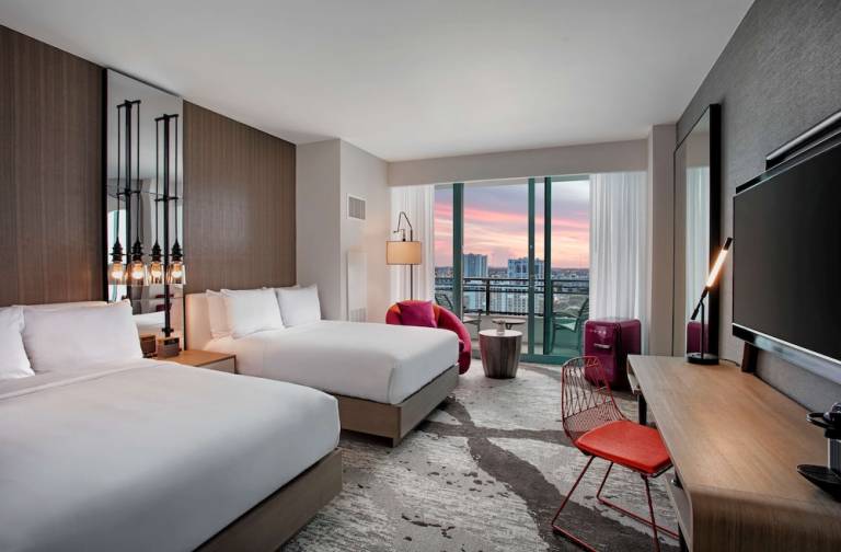 Resort  Hallandale Beach