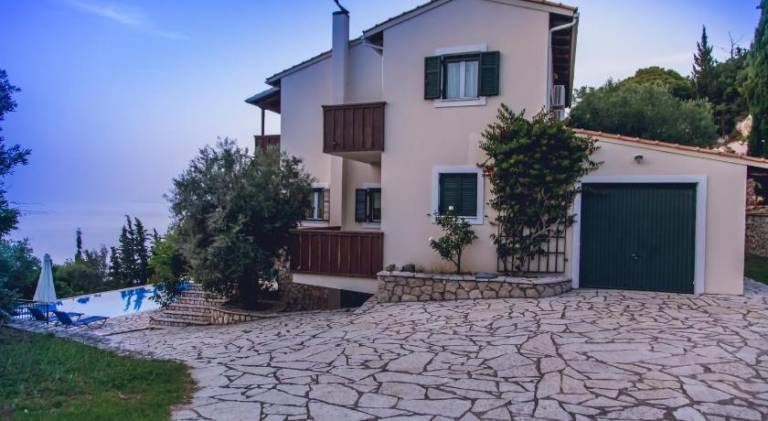 Spacious villa with pool | Next to the beach | Pet-friendly — photo 5