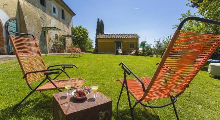 Apartment with 1 room for 3 persons in Pescia