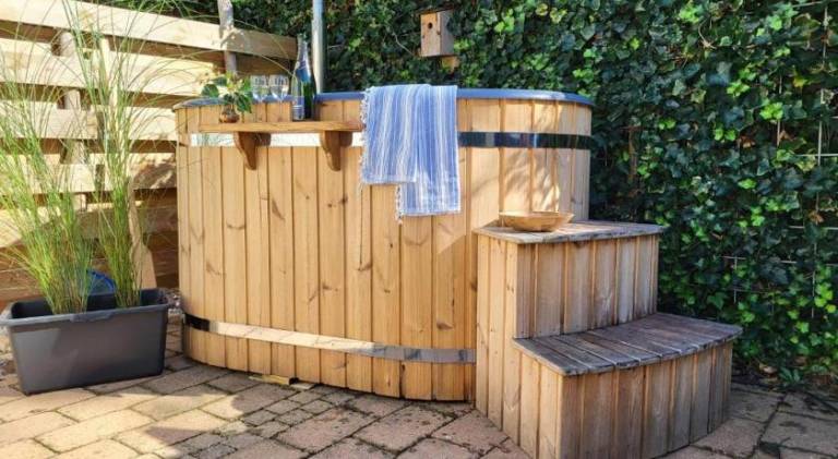 Wonderful holiday apartment with jacuzzi | Pets allowed in Garderen