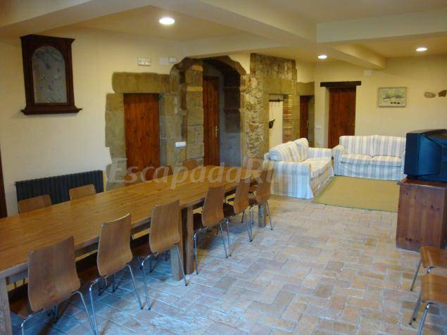 Pleasant cottage with barbeque, pool & terrace | Garden view | Pets are welcome — photo 3