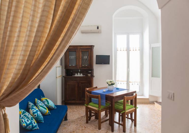 Rental apartment with terrace — photo 3