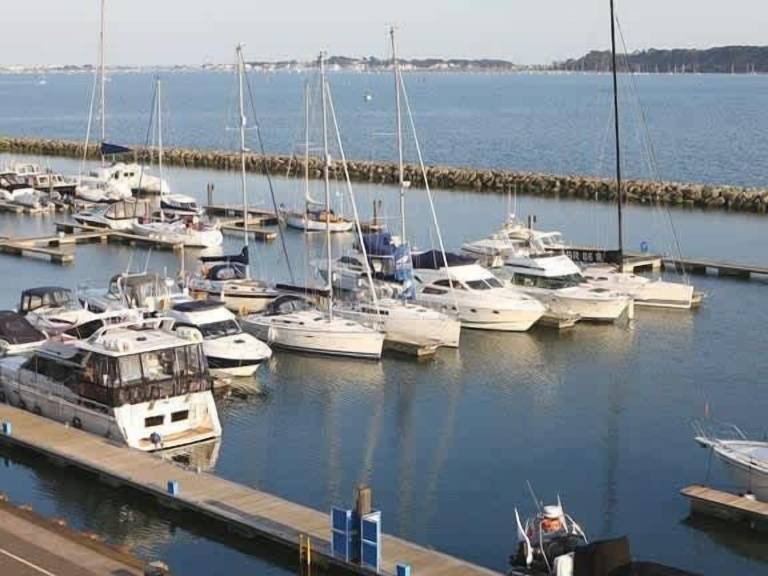 Apartment Sandbanks
