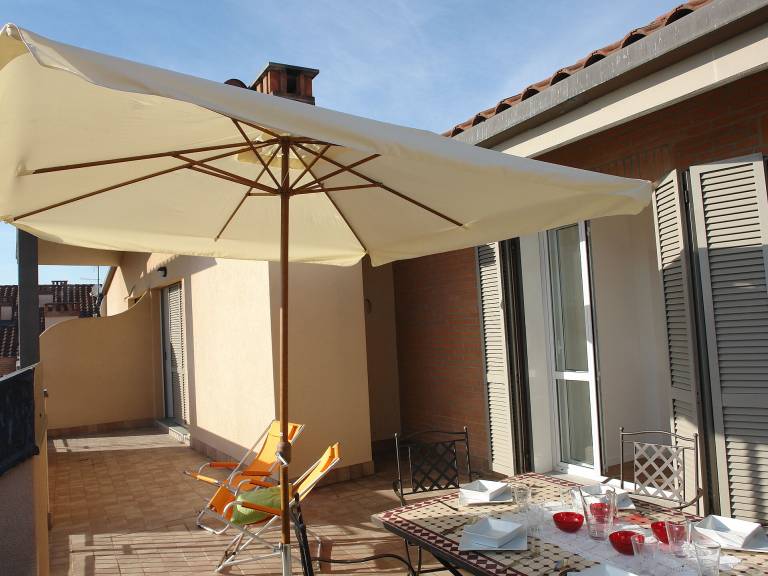 Holiday apartment with 2 rooms for 6 persons — photo 3