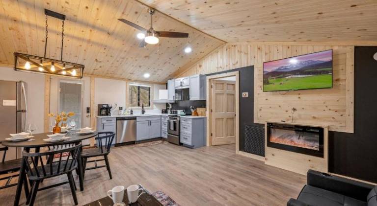 Wonderful vacation home with jacuzzi | Pets are welcome — photo 3