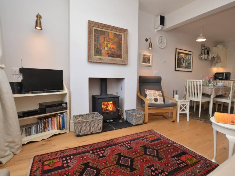 Cottage  West Bay