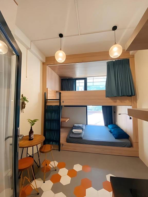 Beautiful vacation home with yard | Near Bến Thành Market | Suitable for remote work | Pets are welcome — photo 2