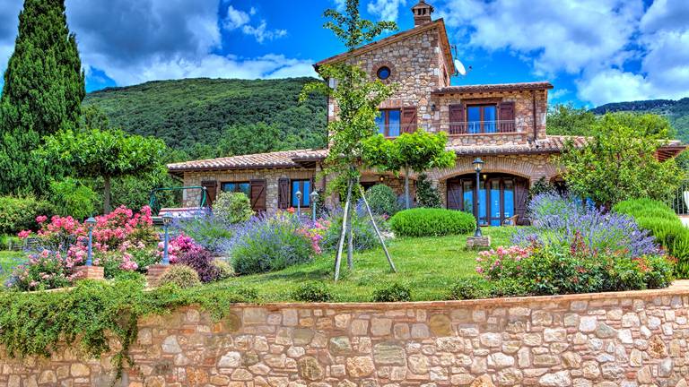 Fully equipped nice villa with patio, grill & garden | Suitable for remote work | Dogs allowed — photo 2