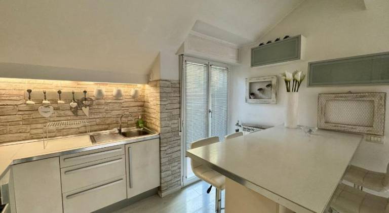 Holiday apartment with 2 rooms for 6 persons — photo 2