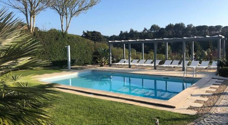 House with pool in Setubal