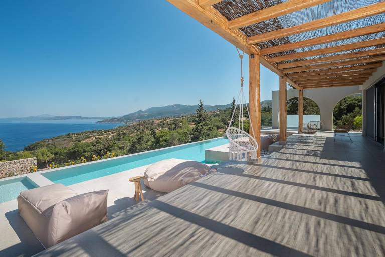 Villa with BBQ, pool & garden — photo 3