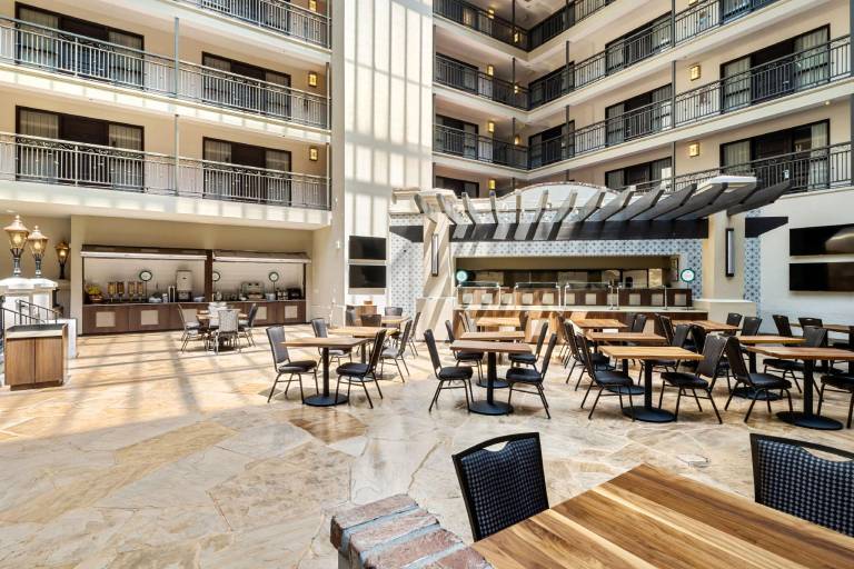 Embassy Suites by Hilton Los Angeles International Airport South — photo 3