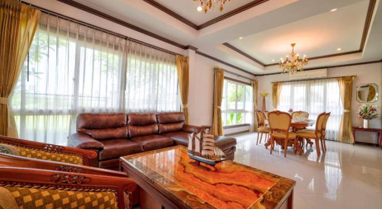 Royal Boat Pool Villa-Pattaya’s Hidden Gem — photo 2