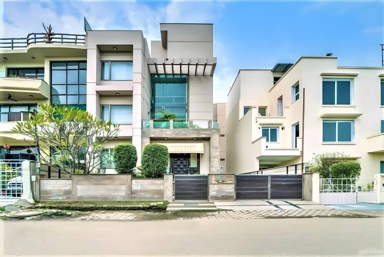 Enkay Suites DLF CyberCity