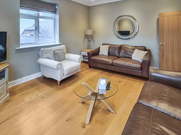 Family-friendly beautiful apartment with hot tub | River view | Beach nearby | Pet-friendly — photo 3