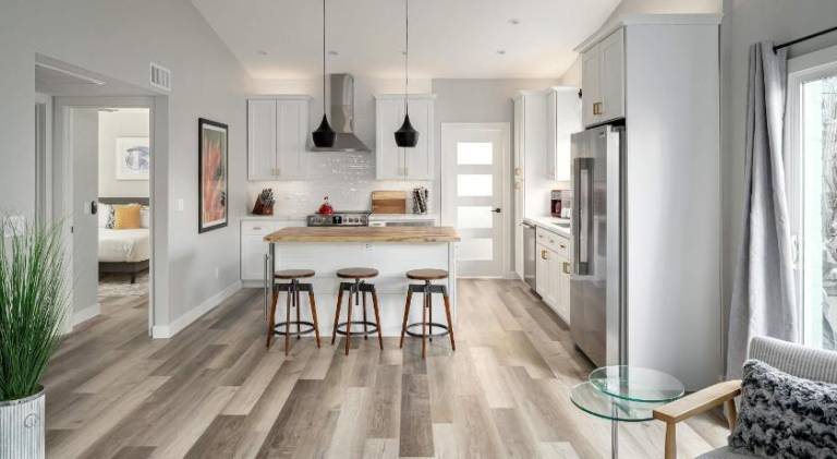 Vacation home with pool | Suitable for remote work | Pets allowed in Mesa, AZ