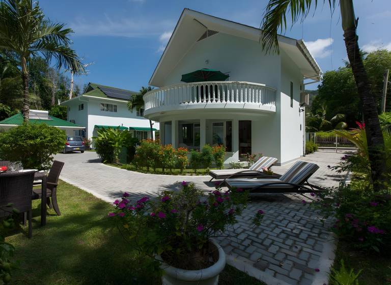 uka Grand Anse