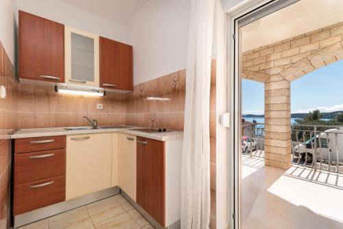 Rental apartment with patio & garden | Next to the beach | Pets allowed — photo 3