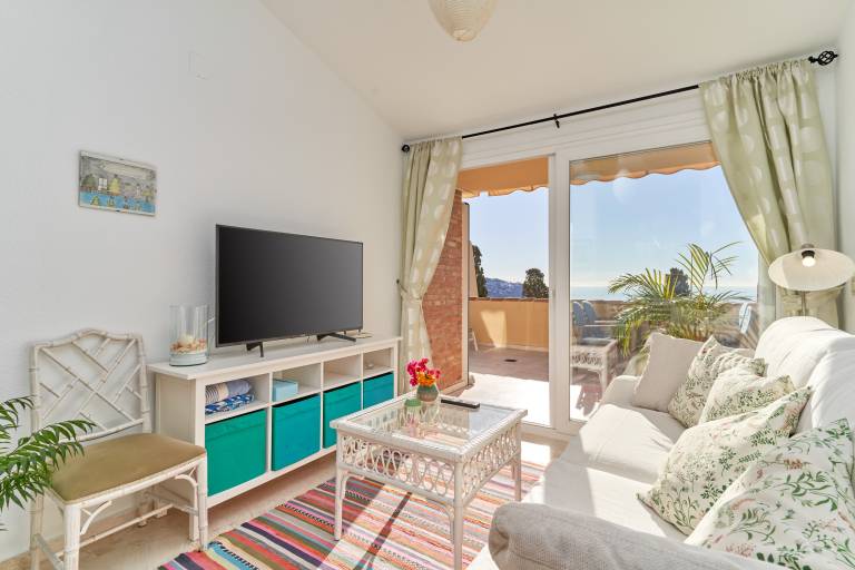 Vacation Home "Ático Capela Vistas Al Mar" with Sea View, Shared Pool & Wi-Fi — photo 3