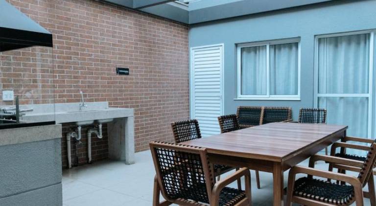 Apartment with pool — photo 5