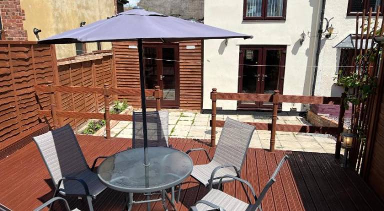 Vacation home with jacuzzi & garden — photo 3
