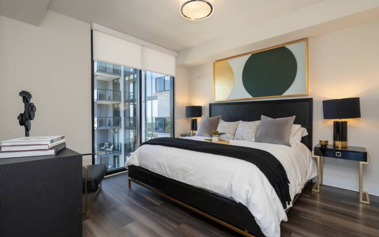 Family-oriented nice apartment with pool | Close to High Museum of Art | Pet-friendly — photo 3